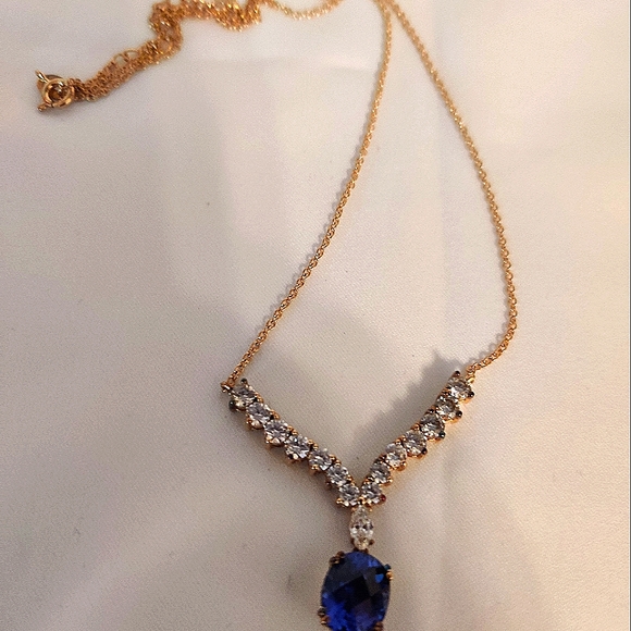 New Sapphire Cubic Zirconia Necklace - Picture 5 of 5